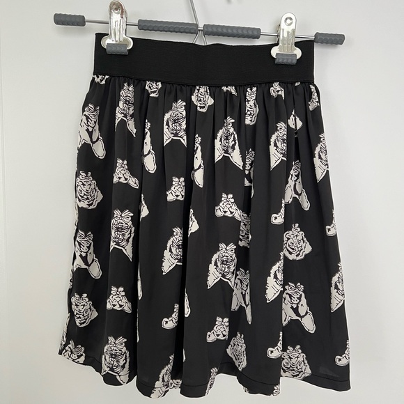 3 for $20 Dog prints black skirt - Picture 5 of 7